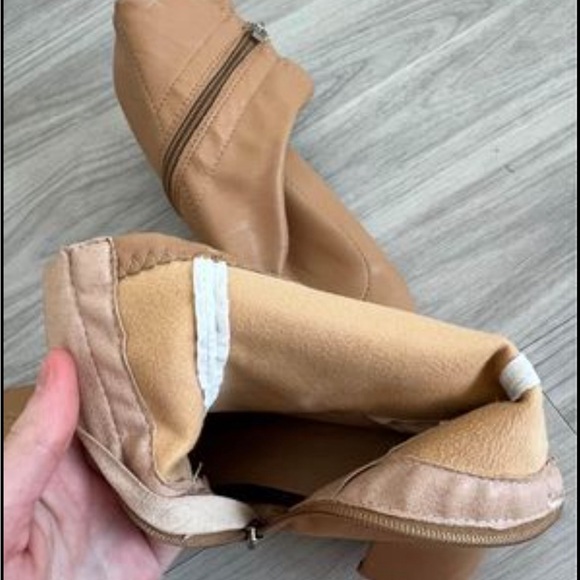 Women beige boots - Picture 7 of 7